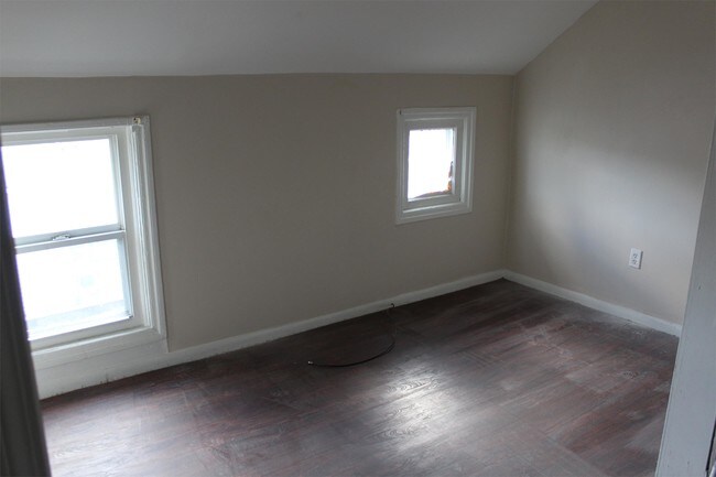 Foto del edificio - 3064 Seymour Ave