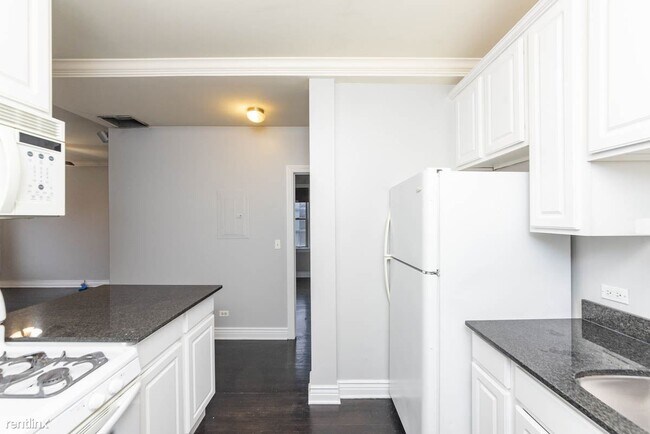 Foto del edificio - 2 br, 1 bath Condo - 2021 N Leavitt St