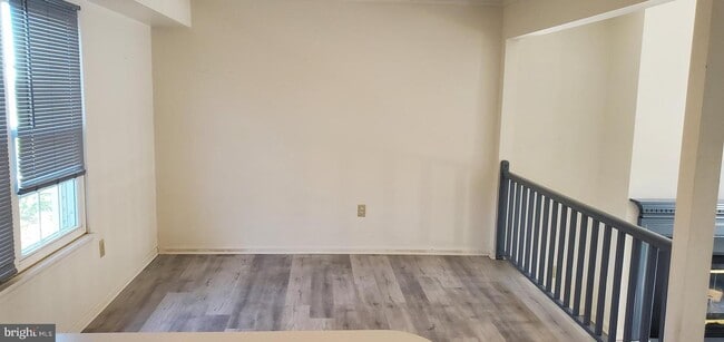 Building Photo - 6198 Spring Knoll Dr