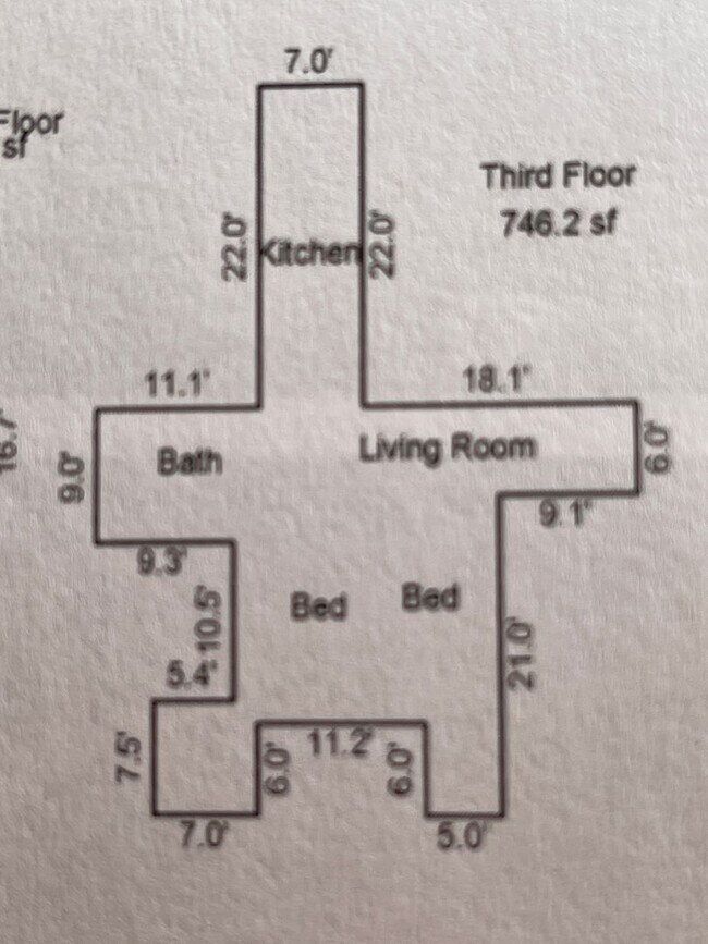 Foto del edificio - THREE 2 BEDROOM APARTMENTS IN THIS BUILDIN...