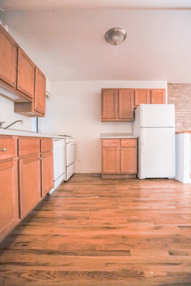 Foto del edificio - 3759 N Wayne Ave