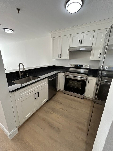 Foto del edificio - 1204 Whitney Ave