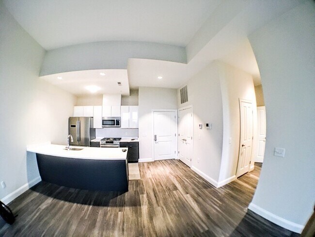 Foto del edificio - 1022 Hancock Street Unit 207