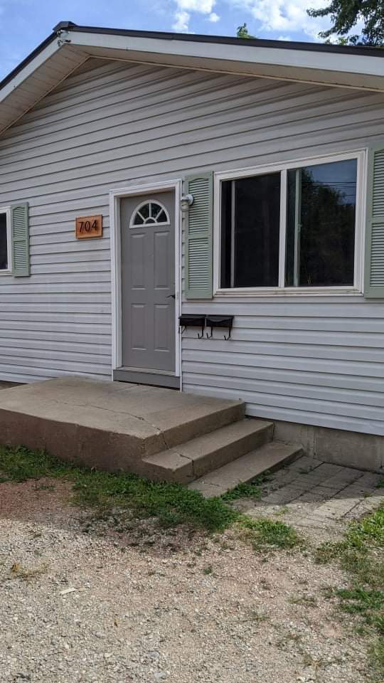 Front of duplex - 704 Ware St