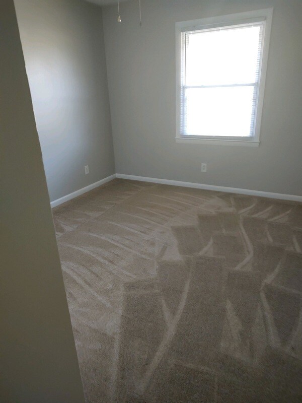 Foto del edificio - 2827 N O.Henry Blvd