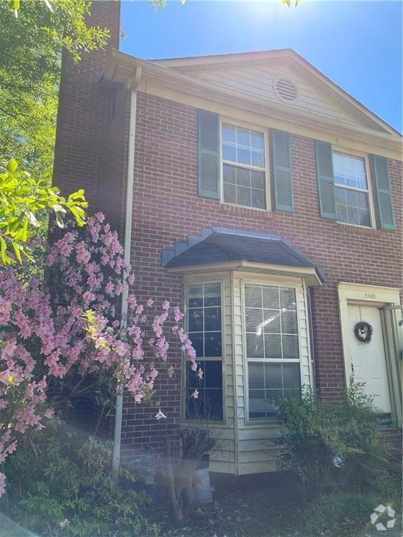 Building Photo - 2949 Lexington Trace Dr