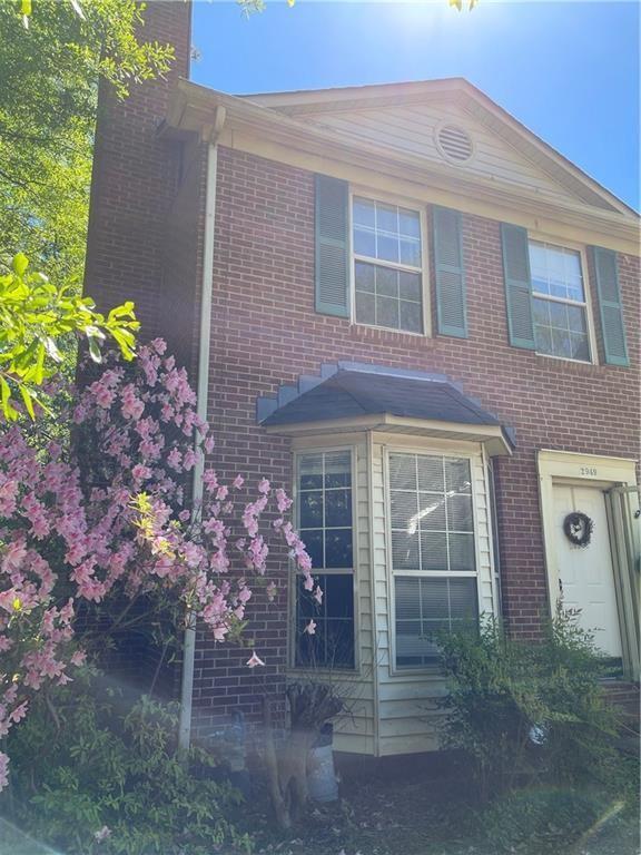 Foto principal - 2949 Lexington Trace Dr