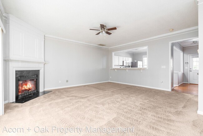 Foto del edificio - 3 br, 2.5 bath House - 502 Canyon Lake Circle