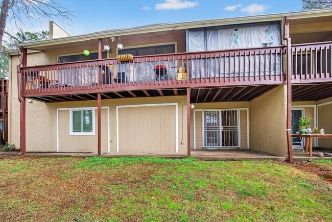 Photo - 3575 Oakvale Rd Apartment