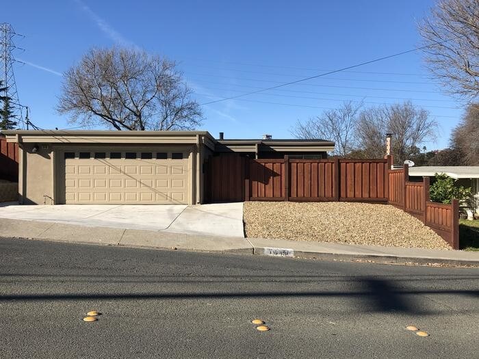 Primary Photo - 1649 Sarah Dr