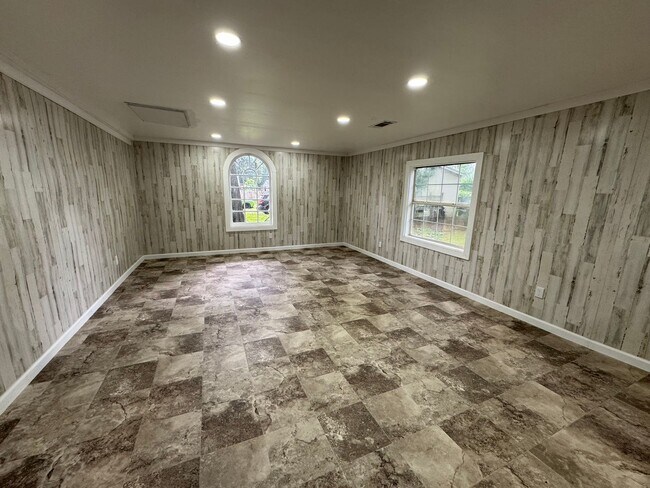 Foto del edificio - Must See Spacious 2 Bedroom 2.5 Bath Home ...