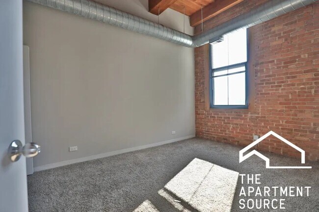 Foto del edificio - 1545 S State St