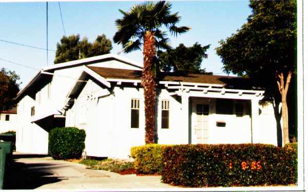 Foto del edificio - 277-283 S Evergreen St