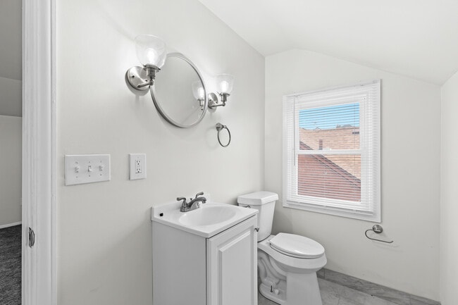 Foto del edificio - 5566 Haverhill St