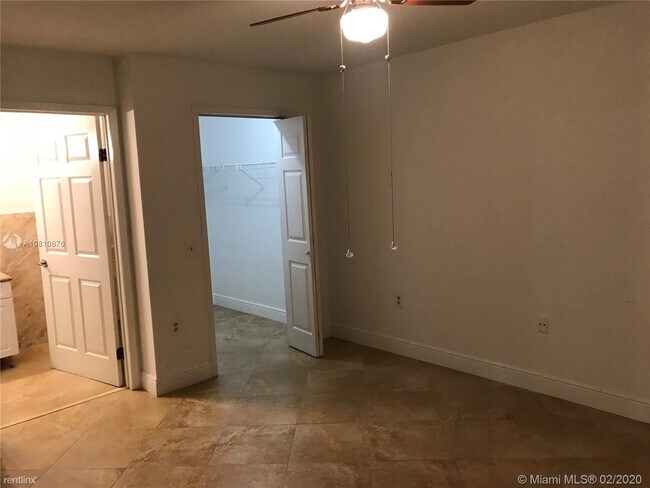 Building Photo - 2 br, 2 bath  - 10371 SW 150th Pl