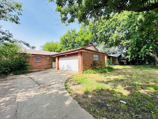 Foto del edificio - 4313 Epperly Dr