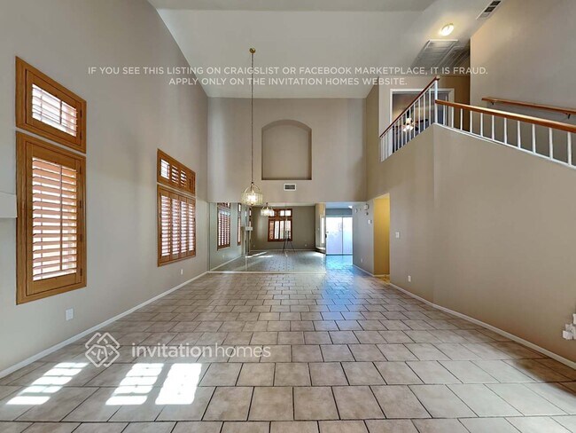 Foto del edificio - 2124 Desert Peak Rd