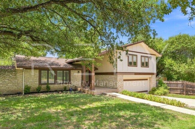 Building Photo - 2404 Gabriel View Dr