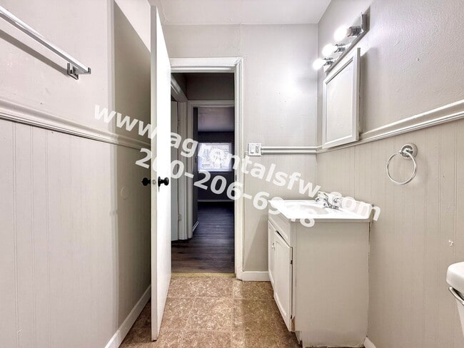 Foto del edificio - 3 Bedroom