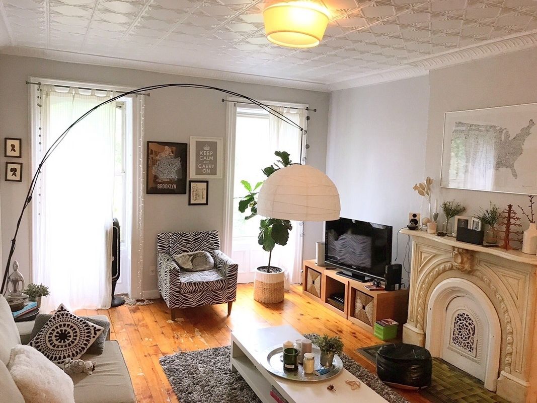 Primary Photo - 374 Union St