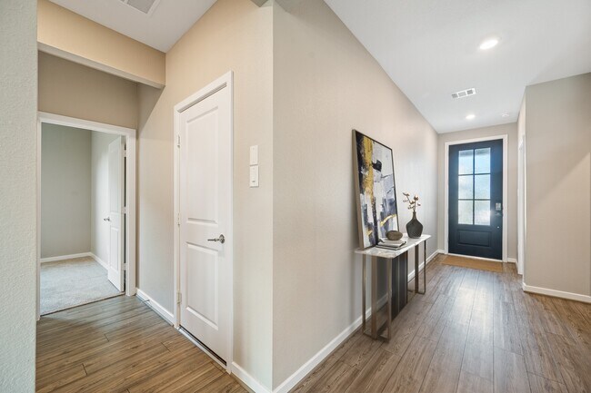 Foto del edificio - 7314 Bristlegrass Colony Ct