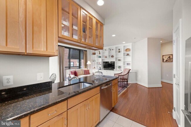 Foto del edificio - 1200 N Hartford St