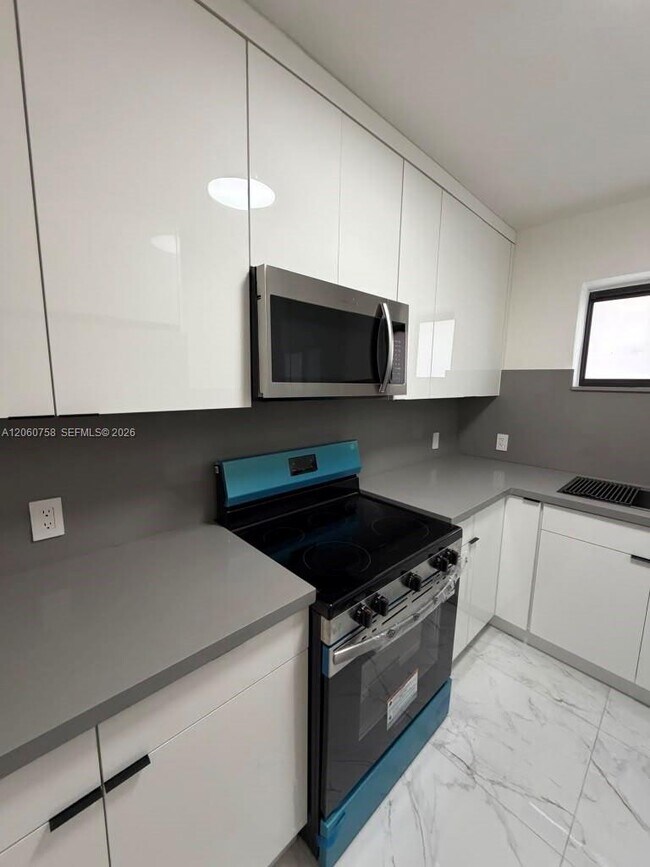 Foto del edificio - 5700 N Miami Ave