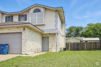Building Photo - 2808 Kestrel Dr