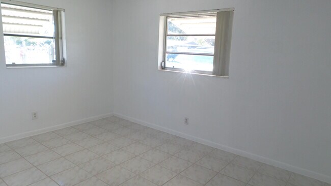 Foto del edificio - 9459 SW 51st Ct