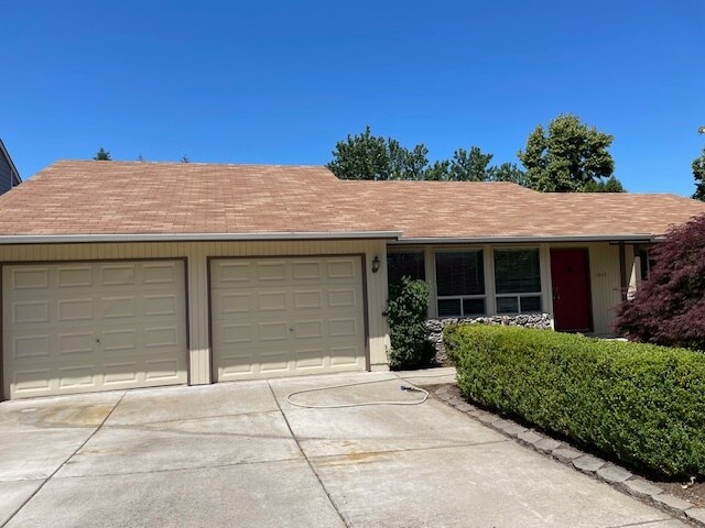 Foto del edificio - 1405 Kathy St S