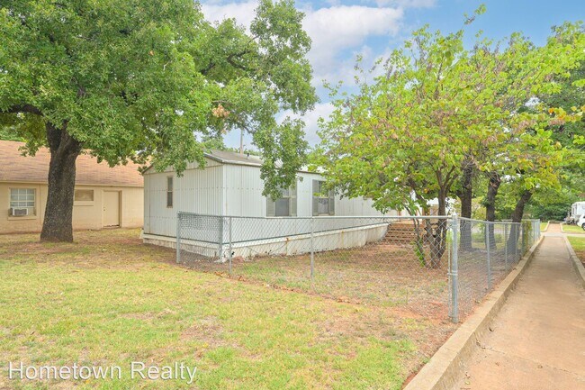 Foto del edificio - 2 br, 2 bath House - 5283 Beverly Drive