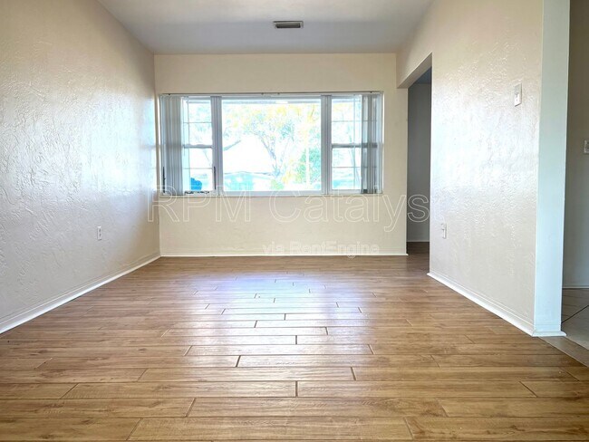 Foto del edificio - 7600 16th Ave N