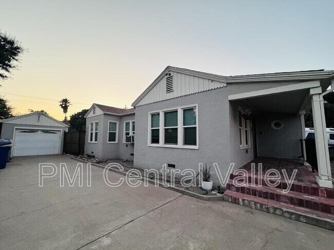 Building Photo - 133 Santa Barbara Ave