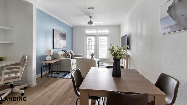 Foto del edificio - 12310 Seacrest Lane