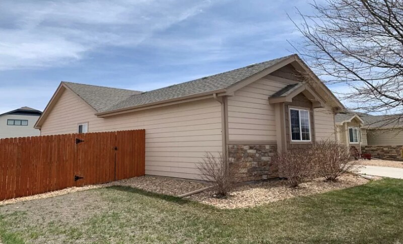 Building Photo - 2097 Chelsea Dr