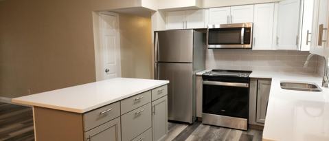 Building Photo - 1590 Havana Dr