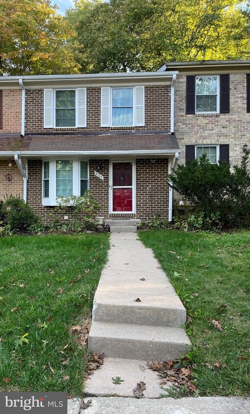 Primary Photo - 9107 Bronze Bell Cir
