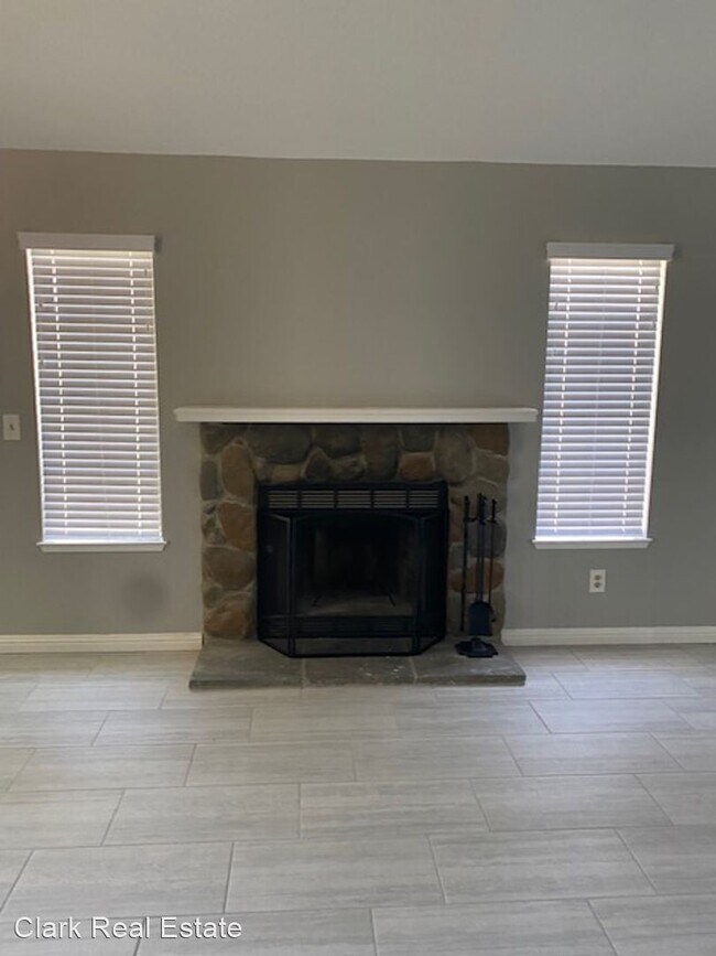 Foto del edificio - 3 br, 2 bath House - 5935 Bankside Way