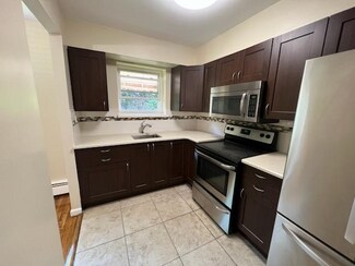 Building Photo - 3600 Harper Ave