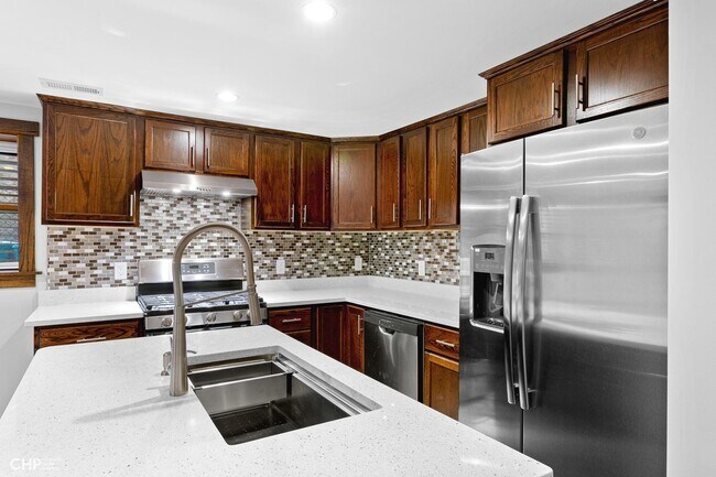 Foto del edificio - 5859 N Magnolia Ave