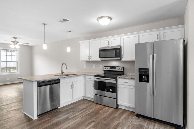 Foto del edificio - 1387 Dover Rd