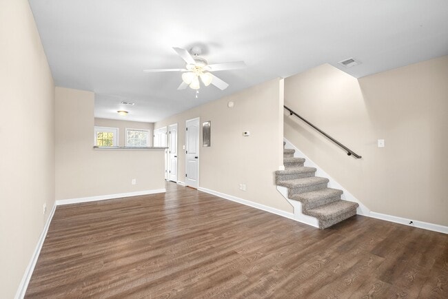 Foto del edificio - 310 Rowand Ct