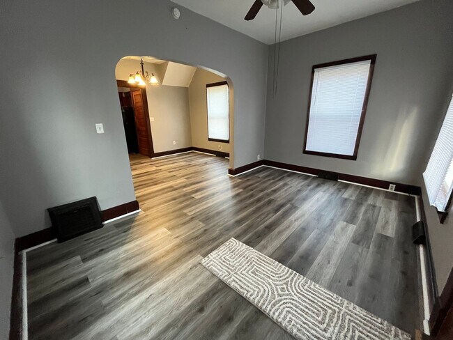 Foto del edificio - 229 14th Ave