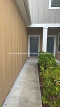 Building Photo - 9607 Mira Loma Dr