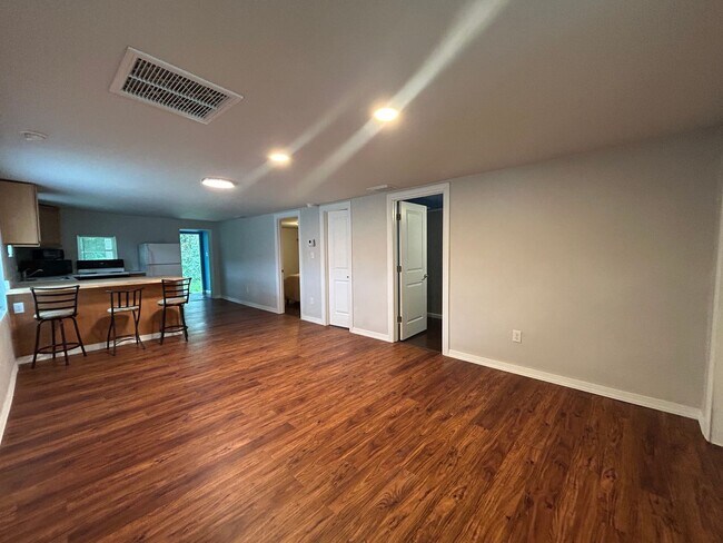 Foto del edificio - Charming 2 bedroom, 2 bath + bonus office ...