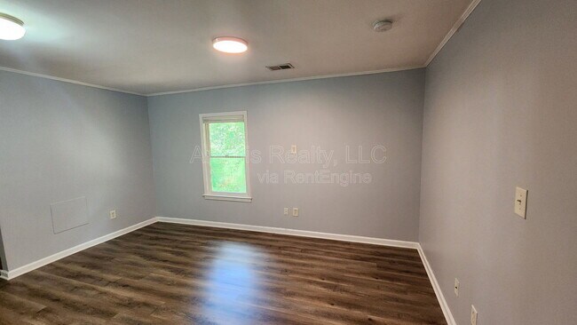 Foto del edificio - 2284 Alvin Dr NW