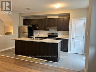 Building Photo - 168 Bandelier Way