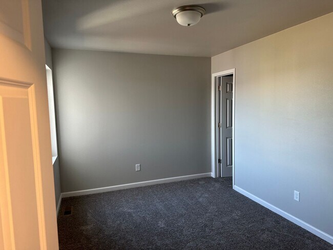 Foto del edificio - Welcome to Moon Ridge, Lincoln ND's new de...