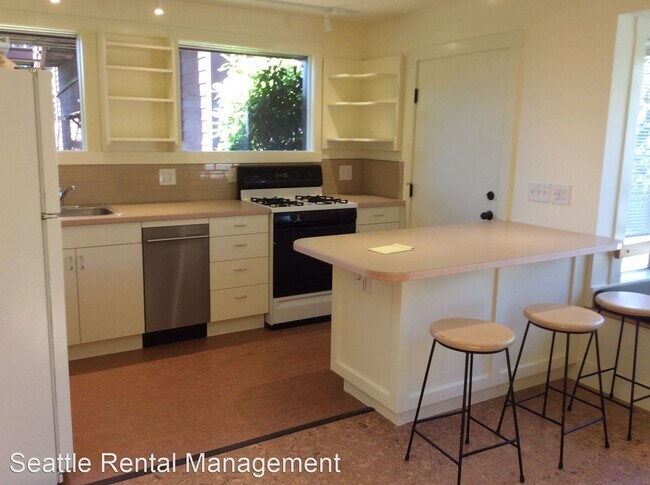 Building Photo - 1 br, 1 bath House - 11046 2nd Ave NW Back...