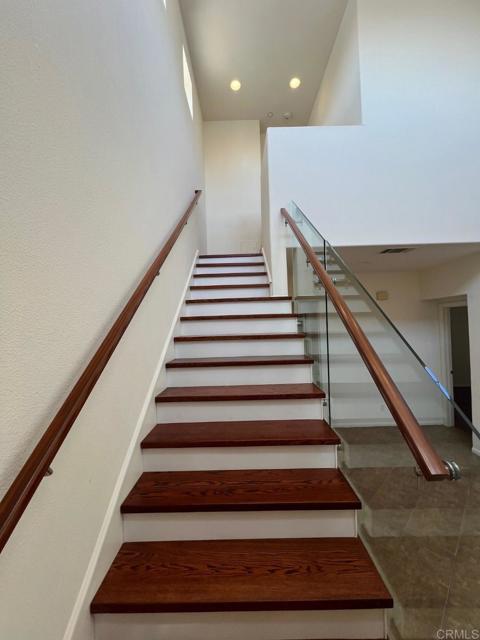 Building Photo - 2265 Alicante Cove